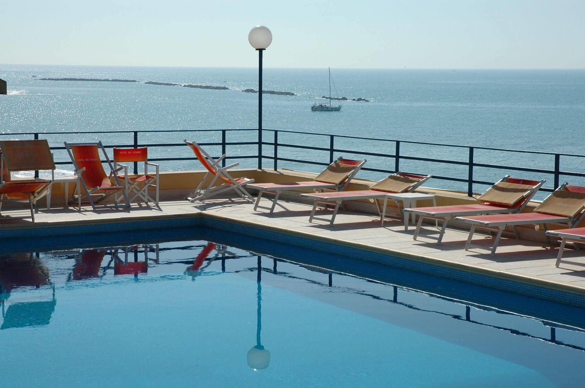 Grand Hotel Dei Cesari Dependance อันซีโอ ภายนอก รูปภาพ